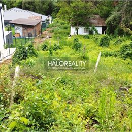 Predaj, pozemok pre rodinný dom 1927 m² Šoporňa - EXKLUZÍVNE HALO REALITY