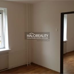 Prenájom, jednoizbový byt Handlová, 29. augusta - EXKLUZÍVNE HALO REALITY