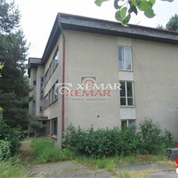 PREDAJ- prestavba admin. budovy na 16 bytový dom- Slatinské Lazy.