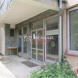 PREDAJ- prestavba admin. budovy na 16 bytový dom- Slatinské Lazy.