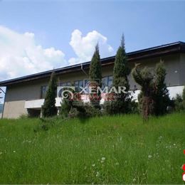 PREDAJ- Kultúrno spoločenské stredisko- Slatinské Lazy- Detva