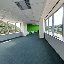 Prenájom priestorov blízko centra BB - 390 m2