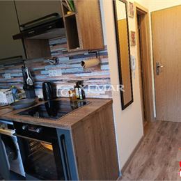 Predaj - Exkluzívny 3-izbový byt v Detve, plne zariadený, pripravený na nasťahovanie!”