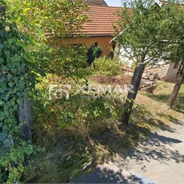 TOP PONUKA! Predaj staršieho RD s pozemkom, Šálková-BB