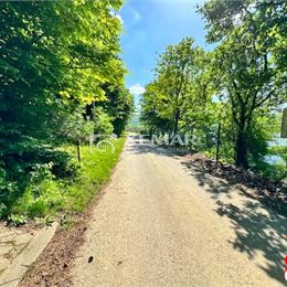 INVESTIČNÁ PRÍLEŽITOSŤ - Chata v prvej línii pri vodnej nádrži Ružiná - Ideálna príležitosť