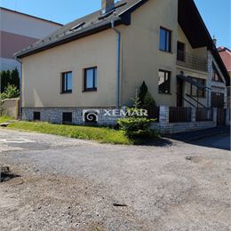 Dvoj poschodový dom v Lučenci