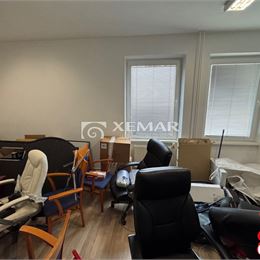 PRENÁJOM - Priestory 13m2 a 16 m2, centrum mesta BB