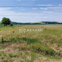 Predaj - pozemok 1700 m2 na RD, HOKOVCE