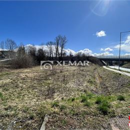 PREDAJ Pozemok Karlovo - priemyselná zóna