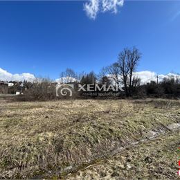 PREDAJ Pozemok Karlovo - priemyselná zóna