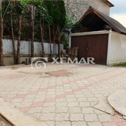 Stavebný pozemok 1336m2 - Rusovce (Kovácsova ul.)