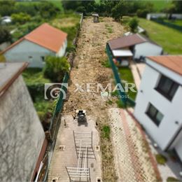 Stavebný pozemok 1336m2 - Rusovce (Kovácsova ul.)