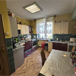 Na predaj 4-izbový byt v Detve