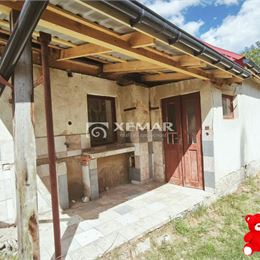 Predaj 2-izbového domu v Tomášovciach