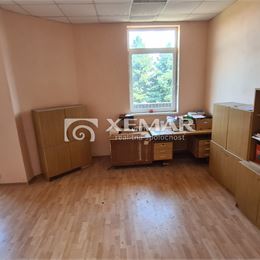 Na predaj kultúrne a športové stredisko vo Veľkých Kapušanoch