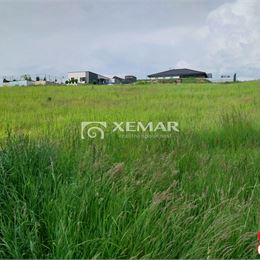 Predaj pozemku s elektrickou prípojkou v obci Stožok