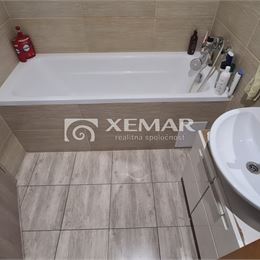 Na predaj 3-izbový byt v Hriňovej