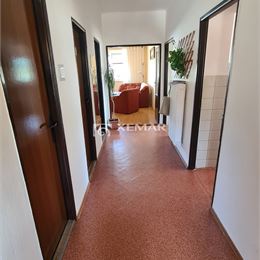 Na predaj 4-izbová bytová jednotka v rodinnom dome v Budči- Exkluzívne