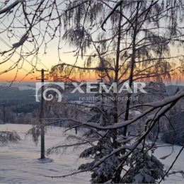 Na predaj pozemok s domčekom v korunách stromov na Detvianskej Hute, časť Bratkovica - Znížená cena !!!