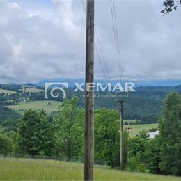 Na predaj pozemok s domčekom v korunách stromov na Detvianskej Hute, časť Bratkovica - Znížená cena !!!