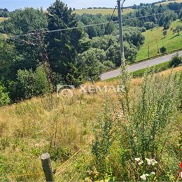 Na predaj pozemok v obci Látky- Exkluzívne