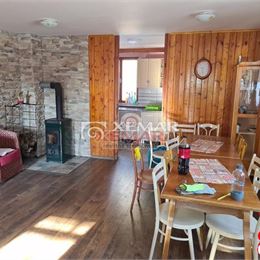 Na predaj rekreačná chata s pozemkom neďaleko Zvolena