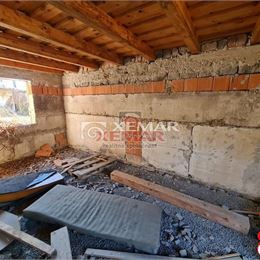 Na predaj rodinný dom s pozemkom v meste Detva - Znížená cena