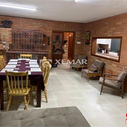 PREDAJ Veľký rodinný dom, obec Bystrá