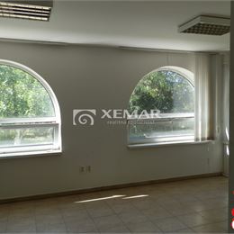 Dom, komerčné a prevádzkové priestory