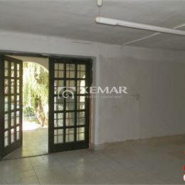 Dom, komerčné a prevádzkové priestory