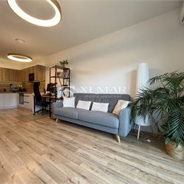 Klimatizovaný 2izb.byt s balkónom v Ružinove - (