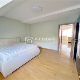 Na prenájom LUXUSNÝ 4i byt-apartmán v RD blízko centra BB