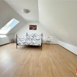 Na prenájom LUXUSNÝ 4i byt-apartmán v RD blízko centra BB