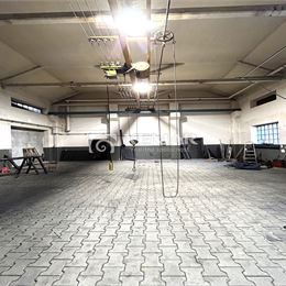 Na prenájom sklad 200m², Banská Bystrica