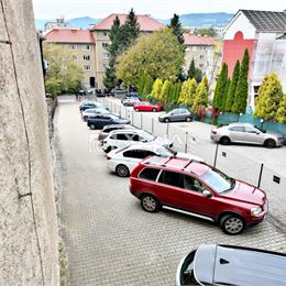 Na prenájom 2i mezonet (galéria) na Námestí v BB