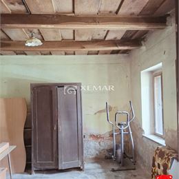 Na predaj 6-izbový rodinný dom v obci Veľké Straciny