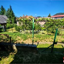 Predaj obchod s potravinami aj s bývaním, blízko Banskej Bystrice.