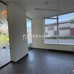 PRENÁJOM Lukratívne kancelársko-obchodné priestory, B. Bystrica