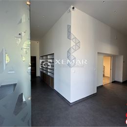 PRENÁJOM Lukratívne kancelársko-obchodné priestory, B. Bystrica