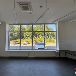 PRENÁJOM Lukratívne kancelársko-obchodné priestory, B. Bystrica