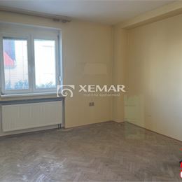 2i byt, Bratislava III, Nové mesto s garážou.