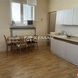 2i byt, Bratislava III, Nové mesto s garážou.