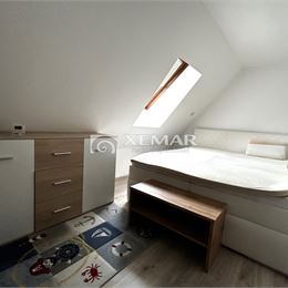 Na predaj rodinný dom s priestorom na podnikanie, Kremnica