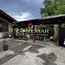 Predaj: Rodinný dom s 3 bytovými jednotkami, Banská Bystrica