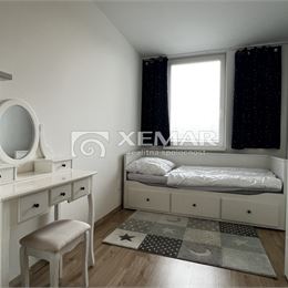 Predaj: Štýlový 3-izbový byt s terasou, parkovaním a vírivkou