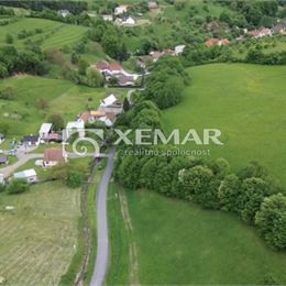 Predaj: Stavebný pozemok 1100 m² s prípojkami, Nová Baňa – Štále