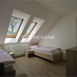 Na predaj penzión a administratívnu budovu v Ladomerskej Vieske, okres ZH