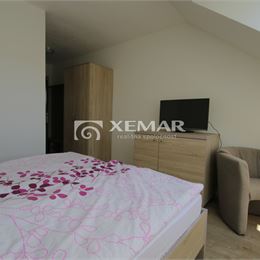 Na predaj penzión a administratívnu budovu v Ladomerskej Vieske, okres ZH