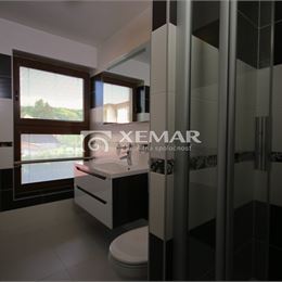 Na predaj penzión a administratívnu budovu v Ladomerskej Vieske, okres ZH