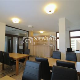 Na predaj penzión a administratívnu budovu v Ladomerskej Vieske, okres ZH